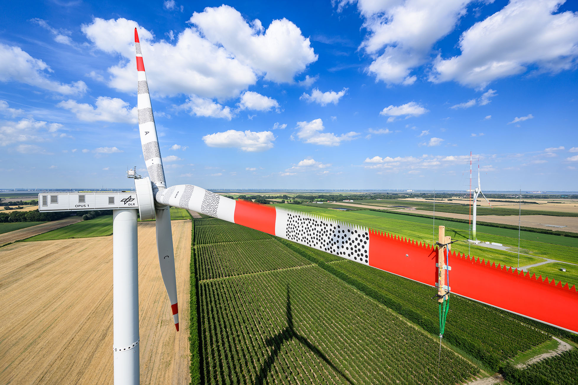 Tests on the rotor blade
